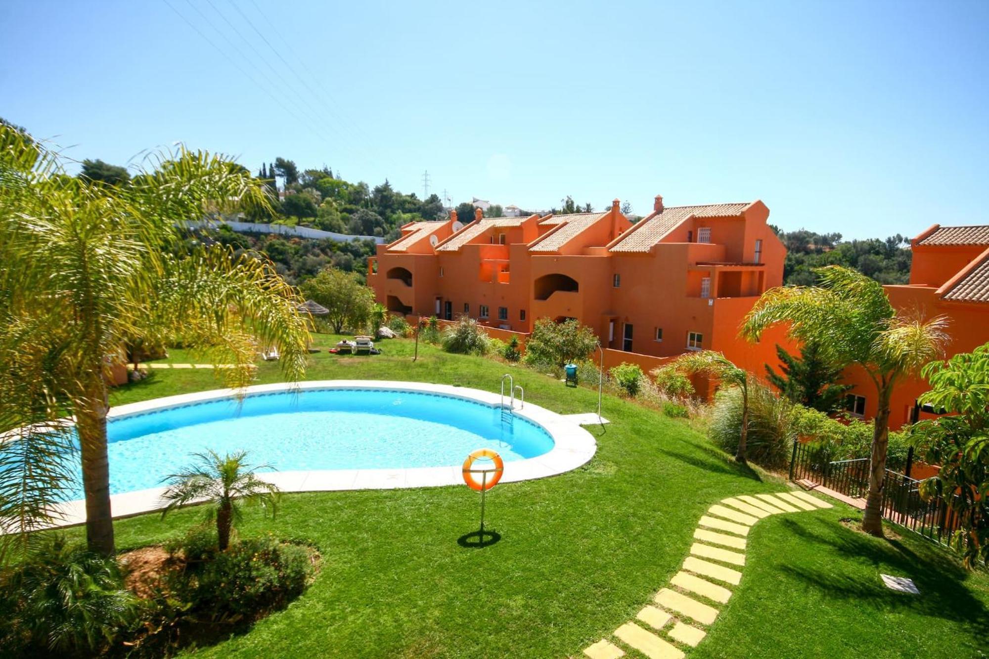 1 Bed In Los Lagos De Santa Maria, Elviria Marbella Eksteriør billede