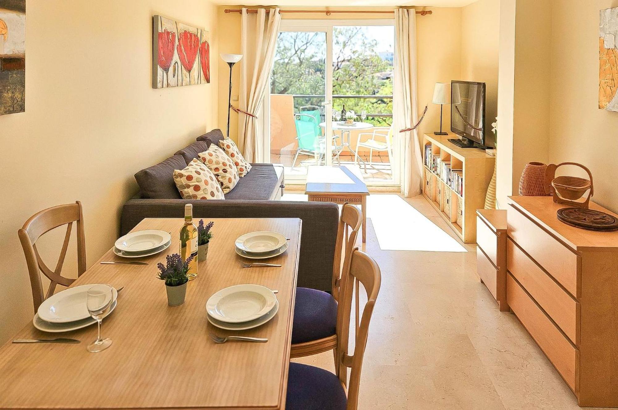 1 Bed In Los Lagos De Santa Maria, Elviria Marbella Eksteriør billede