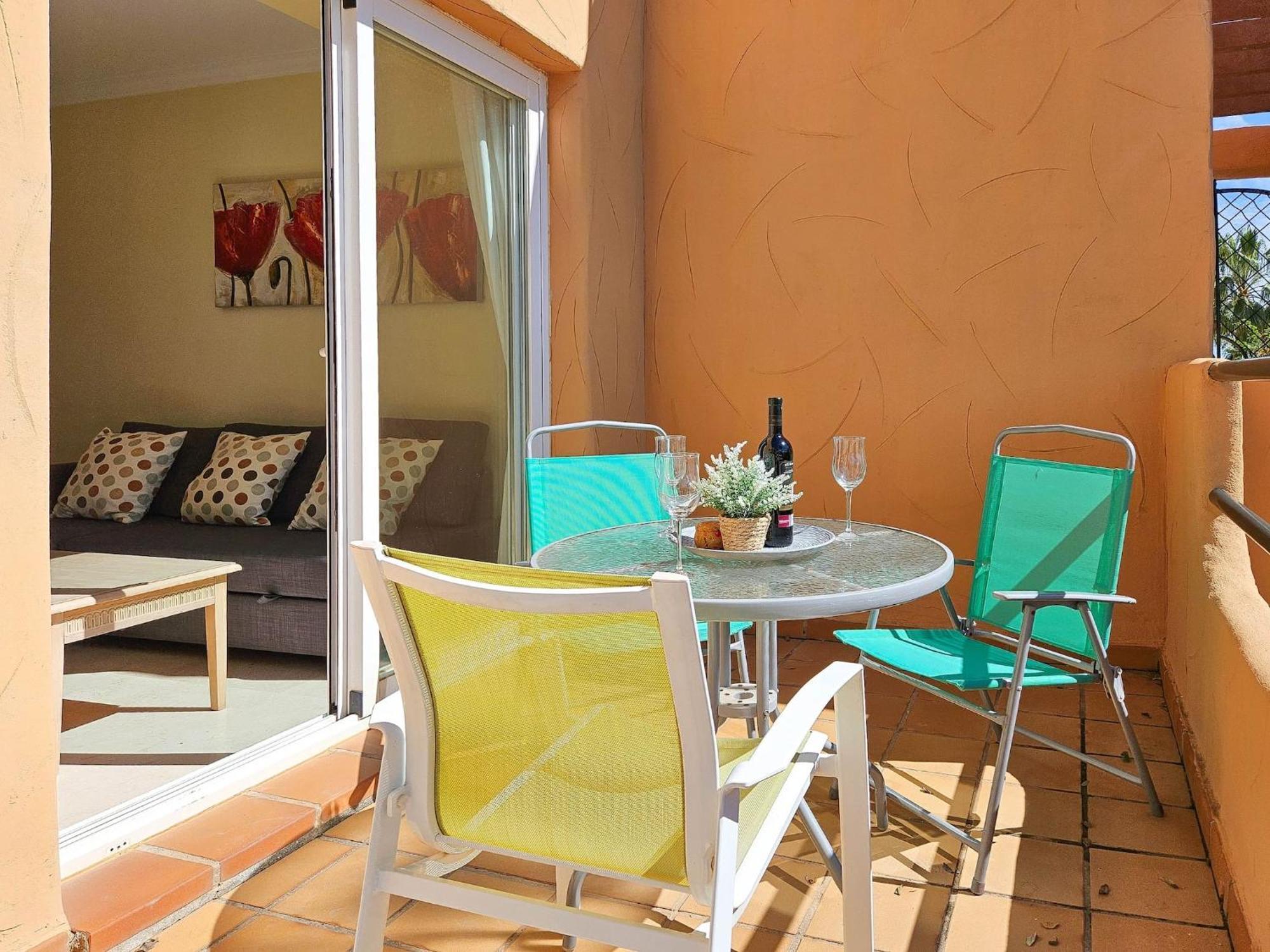 1 Bed In Los Lagos De Santa Maria, Elviria Marbella Eksteriør billede